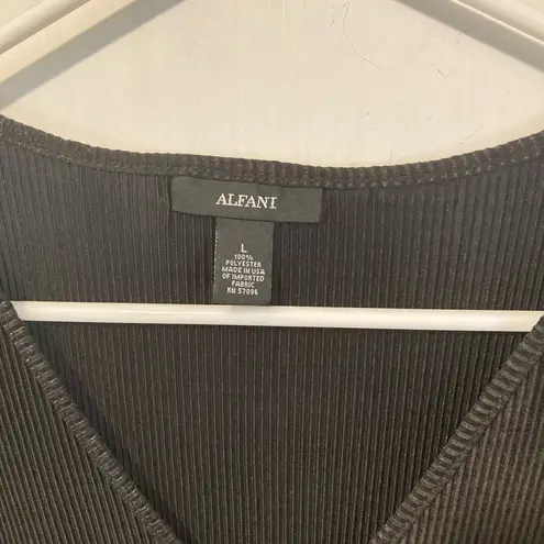 Alfani  women's L ribbed hi-low v-neck black stretch casual / formal tank top