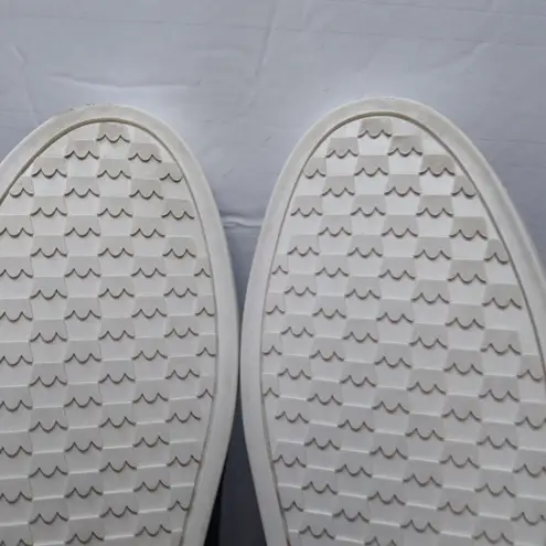 Birdies the swift blue and silver women's sneakers