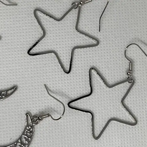 The Moon Stars &  & Chain Bundle Earring Set