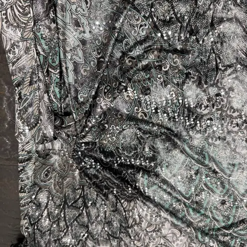 Vintage S. L Fashion Women's Top in Silver, Blue, and Black Shimmer Size Small P Silver