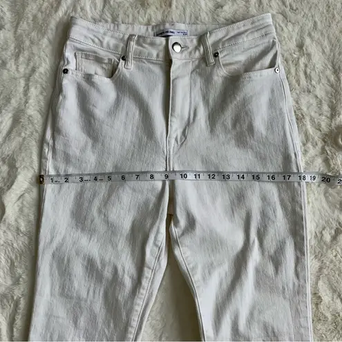 Elizabeth and James Off White High Rise Flare Jean, 6/28
