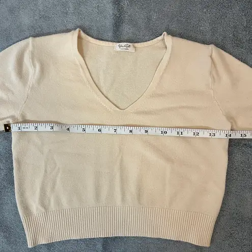 John Galt Brandy Melville Cream Cropped Sweater V Neck Tee Top Preppy