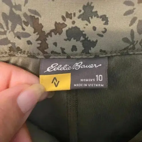 Eddie Bauer  Women’s Active Hiking Skort Olive‎ Green Size 10