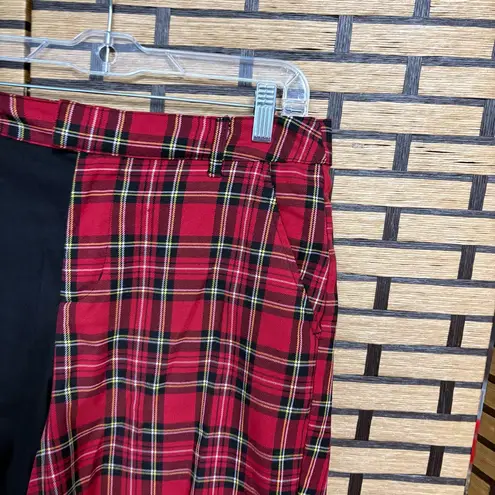 Hot Topic  Red And Black Plaid Shorts‎ Size XL