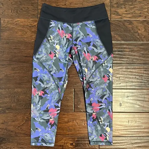 Patagonia  Floral Cropped Leggings Medium