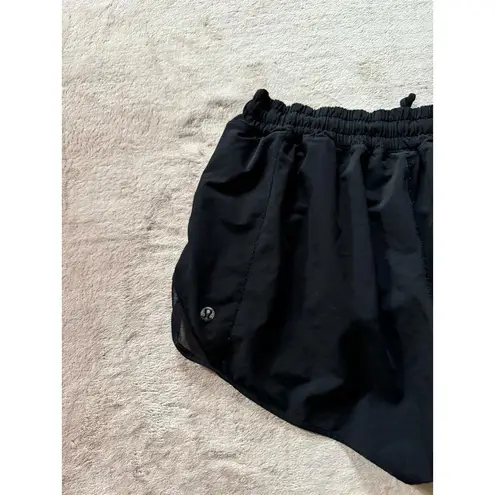 Lululemon  Women's Black Speed Up Lined Short Pockets Size 10