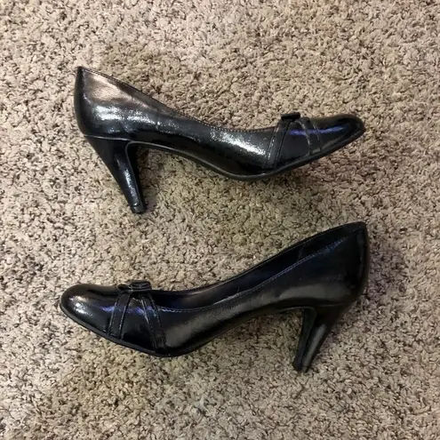 American Eagle  Pumps Womens 8 Used Black