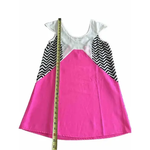 Women’s Pink & White Black Chevron Stripe Sleeveless Dress Size 8 Light weight