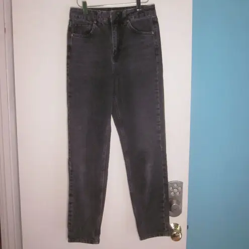 BDG Urban Outfitters  Black Wash Mom Jeans 26 / 32