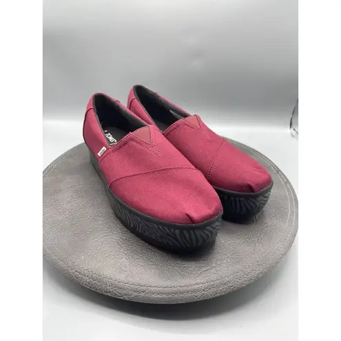 Toms  Shoes Womens 10 Broadwalk Slip On Dark Red Platform Heel Round Toe