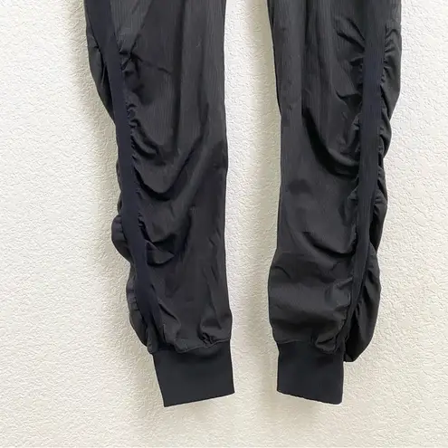 Lululemon  Athletica Black Beyond the Studio Jogger Size 4