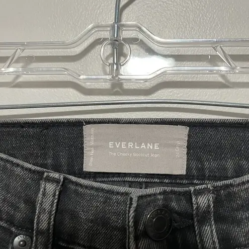 Everlane  The Cheeky Bootcut Jean in Washed Black Size 24 Crop