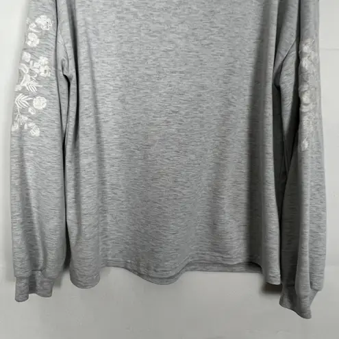 Skies Are Blue Embroidered Pullover Gray Sweater Size Medium