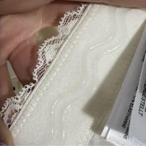 City Chic NWT Smooth & Chic Multiway Contour Bra Ivory Size 42 DD