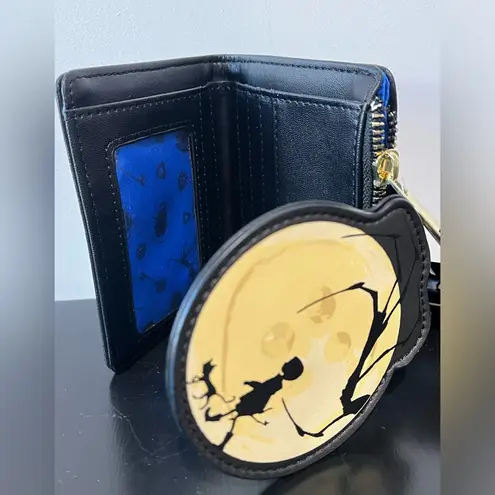 Coraline Jones moon silhouette mini flap wallet Black