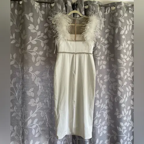 Mac Duggal White Feather Cap Sleeve Pearl Embellished Tea-length Fit Dress