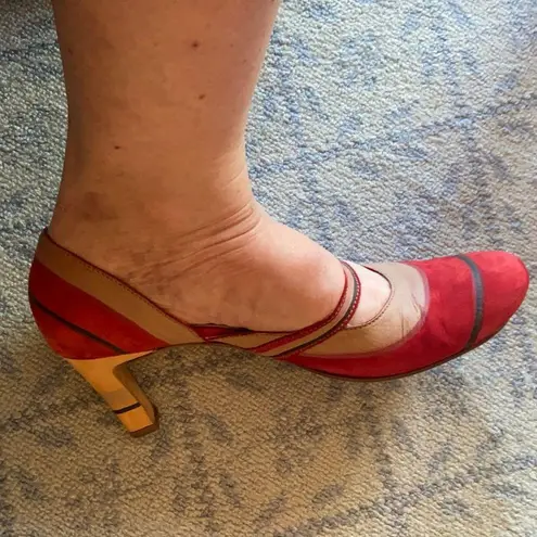 Henry Beguilin red suede heels 39.5 9 unique Size undefined