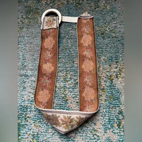Vintage NOS tapestry loop fabric belt, size medium Tan