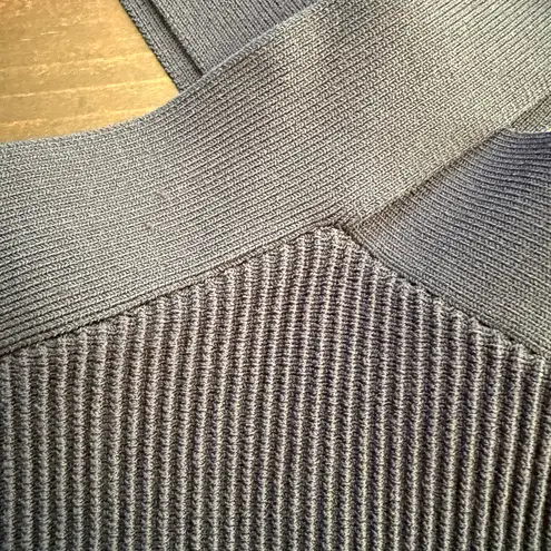 Babaton Aritzia Sculpt Knot Criss Cross Cropped Tank Top Navy Blue Women's M