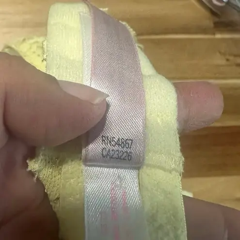 Victoria’s Secret PINK Yellow Racerback Lace Push