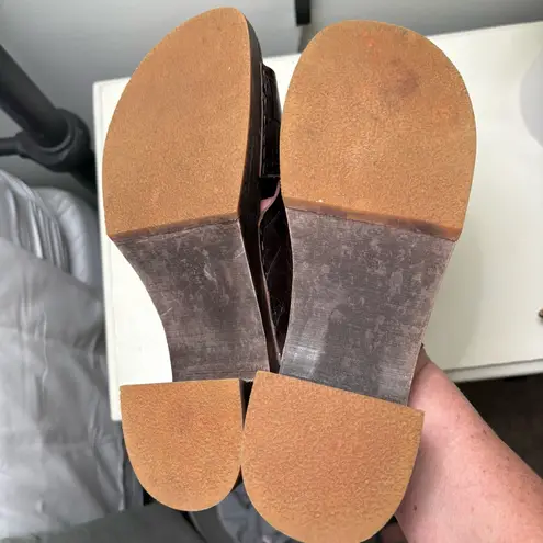 Swedish HasBeens Anette High Dark Brown Croc Slip In. Size 39/9US.