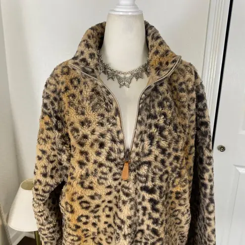 Y2K Fuzzy Brown Tan Soft Warm Leopard Animal Print Fleece Sweater M Medium