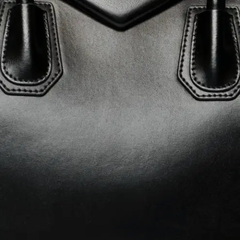Givenchy  Antigona Black Leather Satchel Shoulder Bag Made n Italy Authentic EUC