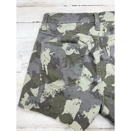 Hudson GRACIE Camouflage Pattern Frayed Hem Five Pocket Cutoff Shorts Size 27 Green
