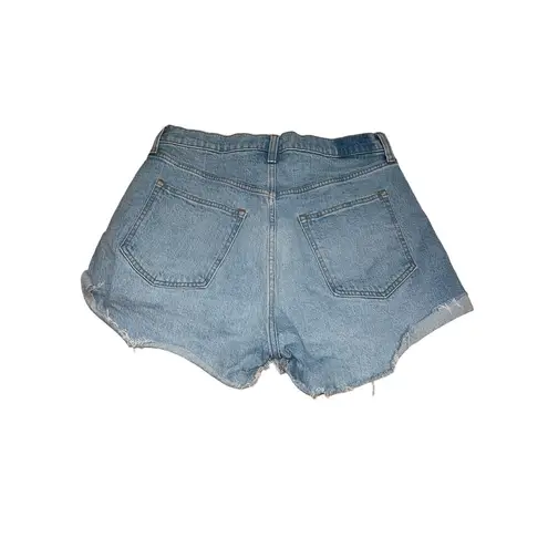 Abercrombie & Fitch  The Mom Short High Rise Size 31