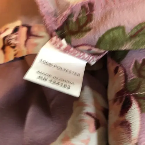 Jon & anna - Contemporary lavender light purple floral Top size L