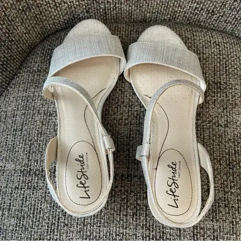 Life Stride Yasmine Wedge Sandal Size 9.5 New!