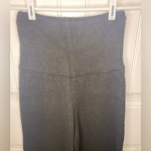 Gabrielle Union NY&CO Black sweater flare pants