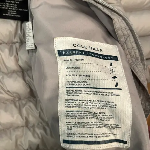 Cole Haan  light weight women puffer jacket