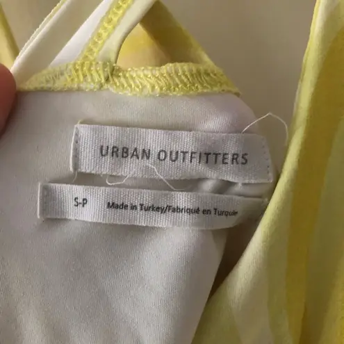 Urban Outfitters  Phoenix Plunging Tie-back Cropped Tank in Yellow Stripe Small