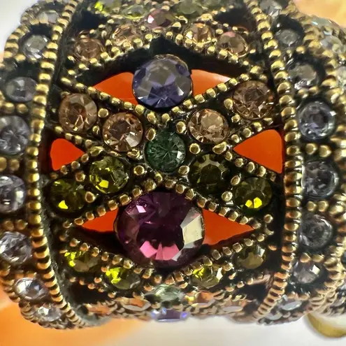 Heidi Daus Crystal Master Half Hoop Clip