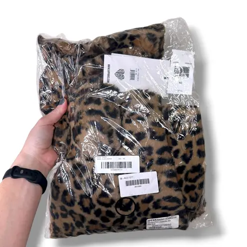 Apparis NWT Jasper Plush Leopard Print Black Brown Faux Fur Thread Through Scarf