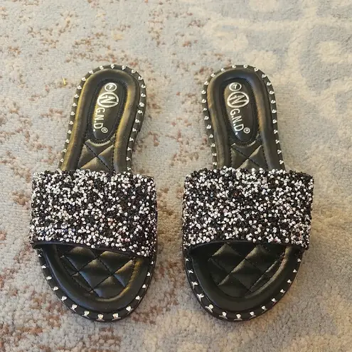 G.N.D. Rhinestone Slides Black Silver 7