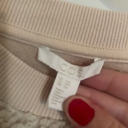 COS GUC Womenâs Sherpa Teddy Pullover With Pockets Cream Size XXS/S