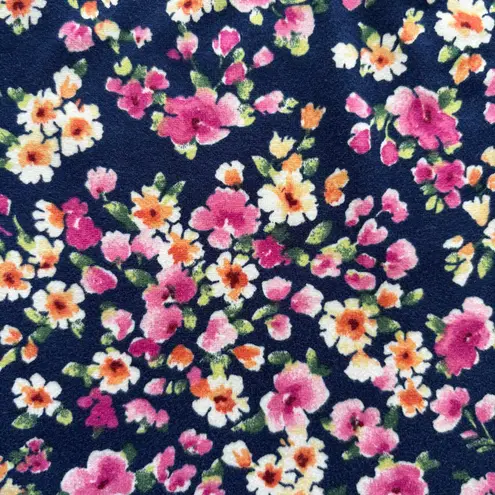 White Birch Navy Blue and Floral Tank Top Size XL