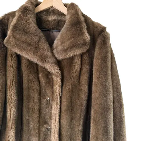 Vintage 1960s Mink Fur Coat in Light Brown Button Front by Style VI Ltd., Size M Size M