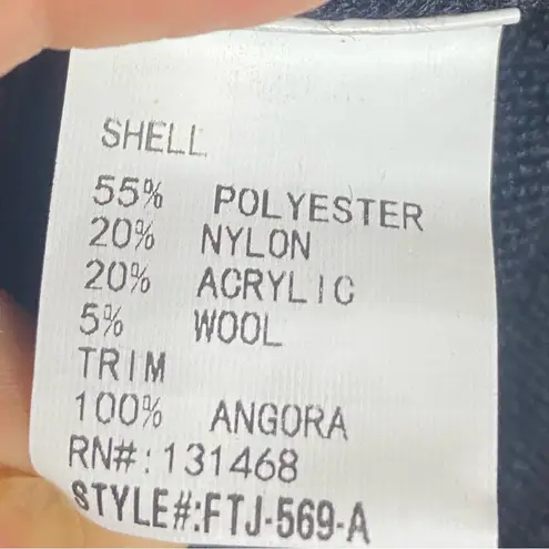 FATE Black Ribbed Knit Cardigan
Sweater Faux Fur/Angora Trim Size L Size L