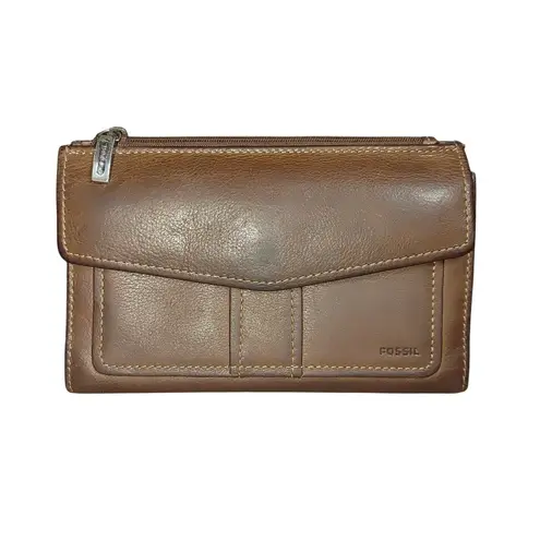 Fossil Brown Leather Wallet Clutch Multiple Slots Snap Zip Closures Organizer