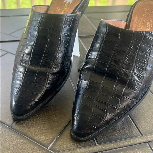 Seychelles black leather pointed toe ladies mules size 6.5 medium preppy