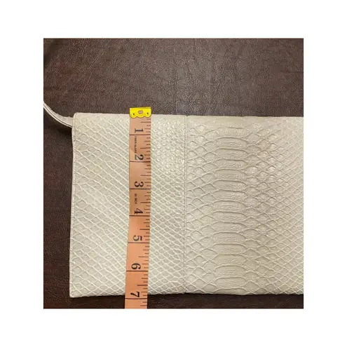 Jessica McClintock Ivory Faux Snakeskin East West Evening Clutch Shoulder Bag