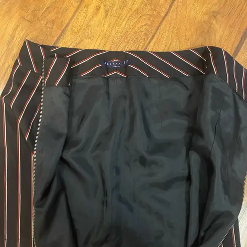 Black and White Mini Pencil Skirt for Work by Alex and Alex size small EUC