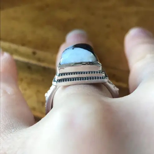 White Buffalo Sterling Silver Ring Size 7 Black