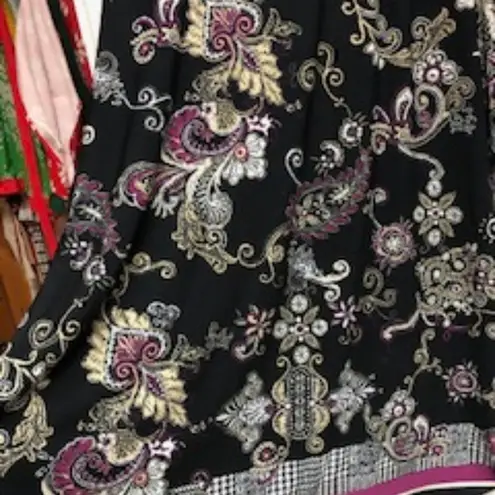 Avenue Flowy dress Round neck, Short sleeves, Purple, black, white ,tan 22/24 Size undefined