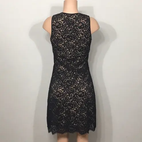 Karen Kane stretch Guipure lace dress. New