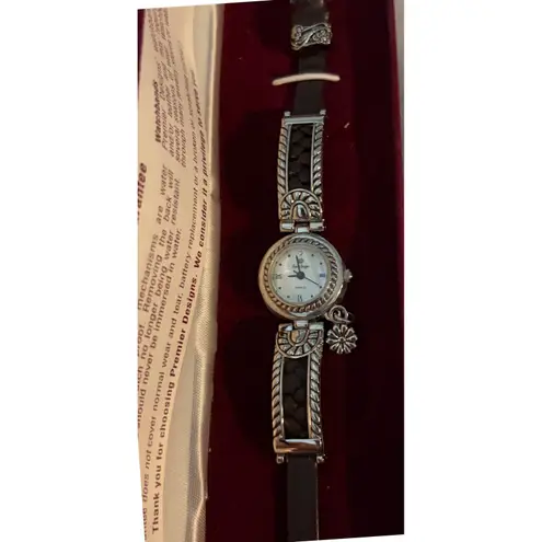 Premier Designs Premier Designs Quartz Ladies Watch Silver Tone Charm Bangle Bracelet With Case