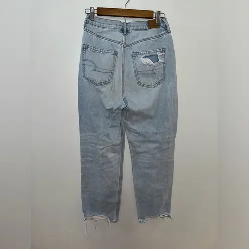 American Eagle Size 6  Light Blue Distressed Highest Rise 90’s Boyfriend Jeans